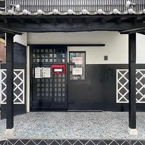  ホステル Nomad East 日本