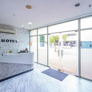 K 12 2* Singapur