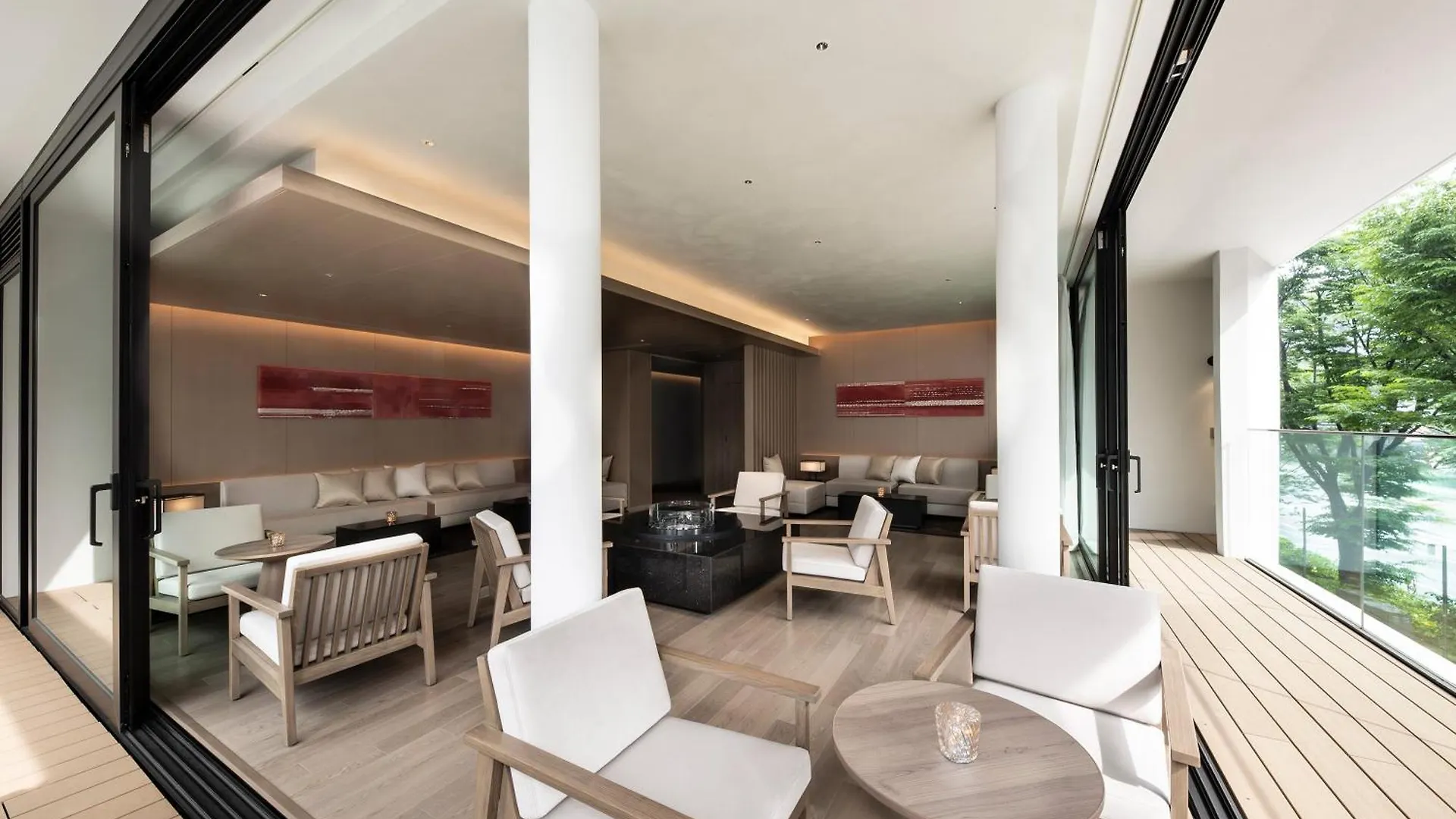 *****  The Royal Park Hotel Iconic Kyoto Japan